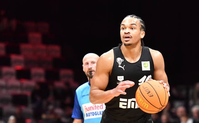 14 12 2025 Basketball Season 2025 2026 2 Bundesliga Pro A 12 Matchday Nuremberg Falcons Basketball Club NBC Artland Dragons OGo xogox Evan Derek Taylor 10, Nuremberg Falcons BC NBC