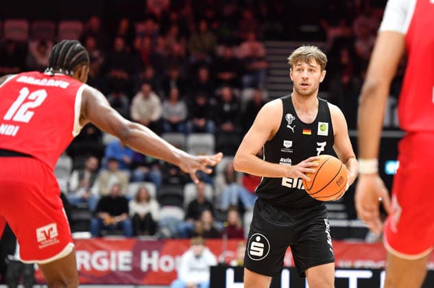 14 12 2025 Basketball Season 2025 2026 2 Bundesliga Pro A 12 Matchday Nuremberg Falcons Basketball Club NBC Artland Dragons OGo xogox Christian Feneberg 7, Nuremberg Falcons BC NBC