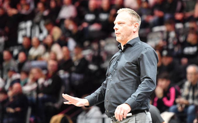 14 12 2025 Basketball Season 2025 2026 2 Bundesliga Pro A 12 Matchday Nuremberg Falcons Basketball Club NBC Artland Dragons OGo xogox Ralph Junge Coach Headcoach Nuremberg Falcons BC NBC