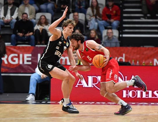 14 12 2025 Basketball Season 2025 2026 2 Bundesliga Pro A 12 Matchday Nuremberg Falcons Basketball Club NBC Artland Dragons OGo xogox Tom Stoiber 28, Nuremberg Falcons BC NBC Benjamin Forrest Burnham 25, Artland Dragons