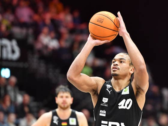 14 12 2025 Basketball Season 2025 2026 2 Bundesliga Pro A 12 Matchday Nuremberg Falcons Basketball Club NBC Artland Dragons OGo xogox Evan Derek Taylor 10, Nuremberg Falcons BC NBC