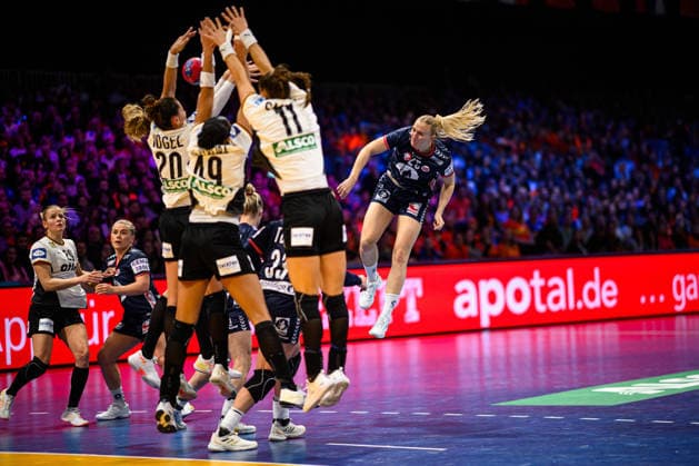 ROTTERDAM, NETHERLANDS - 14 DECEMBER, 2025: - Final match, Women s Handball World Championship, WM, Weltmeisterschaft 2025 Germany - Norway at Ahoy Arena.  Copyright: xVitaliixKliuievx
