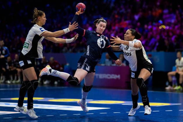 251214 Ingvild Kristiansen Bakkerud of Norway during the IHF Women s World Championship final between Germany and Norway on December 14, 2025 in Rotterdam Photo Joel Marklund BILDBYRAN kod JM JM0758 bbeng handball handball handball vm handball vm handbolls vm ihf handball world championship world handball championship 2025 world championship 2025 final tyskland norway norge germany dam  Copyright: JOELxMARKLUND BB251214JM045