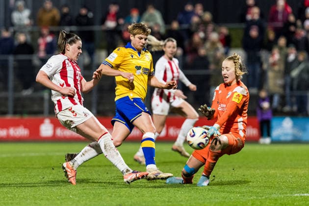 Google Pixel Frauen Bundesliga, 1 FC Köln FC Carl Zeiss Jena 14 12 2025 Adriana Achcinska 1 FC Köln, 9 fails Jasmin Janning FC Carl Zeiss Jena, 1 Google Pixel Frauen Bundesliga, 1 FC Köln FC Carl Zeiss Jena, Köln, Franz Kremer Stadion am 14 12 2025 DFB REGULATIONS PROHIBIT ANY USE OF PHOTOGRAPHS AS IMAGE SEQUENCES AND OR QUASI VIDEO Copyright: xBEAUTIFULxSPORTS Wunderlx