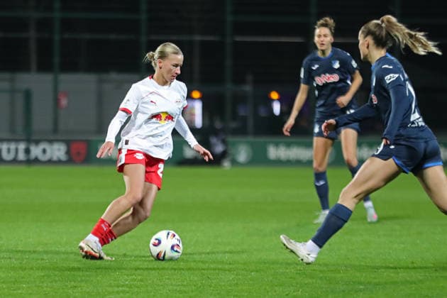 Google Pixel Frauen Bundesliga, RB Leipzig TSG Hoffenheim 14 12 2025 Marlene Müller 27, RB Leipzig Fußball, Google Pixel Frauen Bundesliga, Saison 2025 2026, 13 Spieltag RB Leipzig vs TSG 1899 Hoffenheim am 14 12 2025, Trainingszentrum Cottaweg, Leipzig DFB REGULATIONS PROHIBIT ANY USE OF PHOTOGRAPHS AS IMAGE SEQUENCES AND OR QUASI VIDEO Copyright: xBEAUTIFULxSPORTS JanxKaeferx