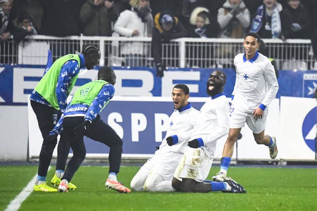 FOOTBALL : AJ Auxerre vs Lille OSC - Ligue 1 - JournÃ e 16 - 14 12 2025 Joie des joueurs de l™AJ Auxerre aprÃ s le but de Lassine Sinayoko (AJ Auxerre) AuxerreFrance  Copyright: xBaptistexAutissierx