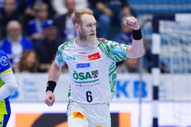 14 12 2025, xydrx, Handball, 1 HBL, VfL Gummersbach SC Magdeburg, Schwalbe Arena Matthias Musche SC Magdeburg 6 cheering Photo xYannisxDreimannxPressefotoKochx Nordrhein Westfahlen Germany