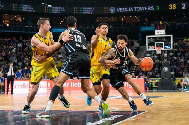 Basdketball, BBL, Veolia Towers Hamburg - Alba Berlin