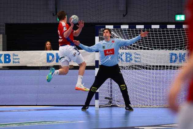 Handball I Men I Season 2025 2026 I Bundesliga I 17 Matchday I HSV Hamburg GWD Minden I 14 12 2025 Moritz Sauter 33, HSV Hamburg Malte Semisch 1, GWD Minden Hamburg Alsterdorfer Sporthalle Hamburg Germany Copyright: xLobeca RalfxHomburgx