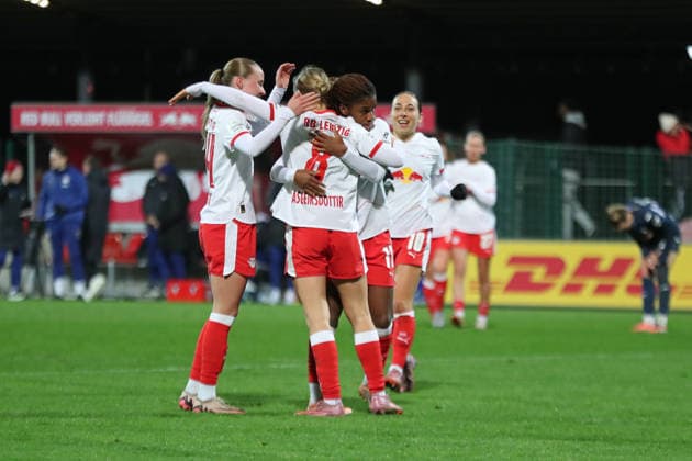 Google Pixel Womens Bundesliga, RB Leipzig TSG Hoffenheim 14 12 2025 Goal Cheers at RB Leipzig after scoring to equalize 1 1 Soccer, Google Pixel Womens Bundesliga, Season 2025 2026, Matchday 13 RB Leipzig vs TSG 1899 Hoffenheim on 14 12 2025, Training Center Cottaweg, Leipzig DFB REGULATIONS PROHIBIT ANY USE OF PHOTOGRAPHS AS IMAGE SEQUENCES AND OR QUASI VIDEO Copyright: xBEAUTIFULxSPORTS JanxKaeferx