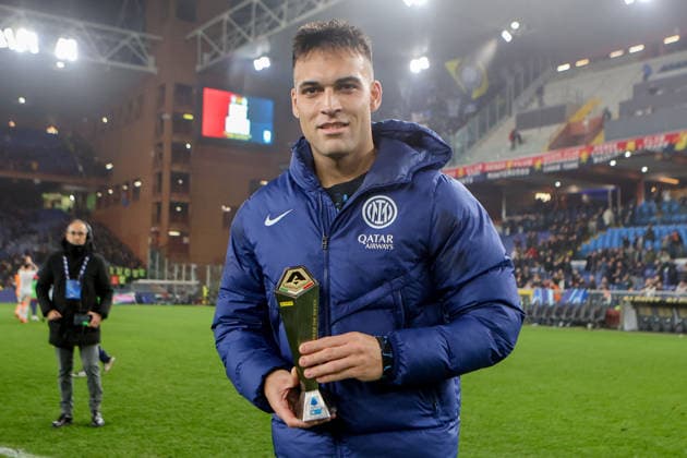 Inter™s Lautaro Martinez is the Panini Player of the match after the Serie A soccer match between Genoa and Inter at the Luigi Ferraris Stadium in Genoa, Italy - Sunday, December 14, 2025. - Soccer .  Copyright: xTanoxPecoraro LaPressex