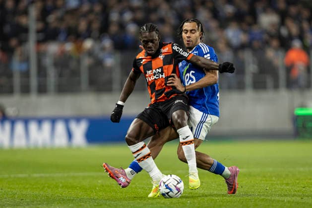 FOOTBALL: Ligue 1 Racing Strasbourg (RCS) vs Lorient. 14 12 2025 Stade de la Meinau. Strasbourg - France GuÃ la DouÃ 22 (RCS)  Copyright: xelyxandroxcegarrax