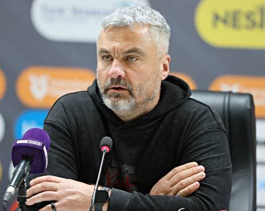 Samsunspor v RAMS Basaksehir - Turkish Super Lig SAMSUN, TURKIYE - DECEMBER 14: Samsunspor head coach Thomas Reis speaks during a post-match press conference, PK, Pressekonferenz following the Trendyol Super Lig week 16 football match between Samsunspor and RAMS Basaksehir at the Yeni 19 Mayis Stadium in Samsun, Turkiye, on December 14, 2025. Veysel Altun Anadolu Samsun Turkey. Editorial use only. Please get in touch for any other usage.  Copyright: x2025xAnadoluxVeyselxAltunx