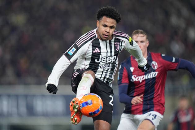 Juventus™ Weston McKennie during the Serie A soccer match between Bologna and Juventus at the Dallara Stadium in Bologna , north Italy - Sunday , December 14 , 2025. - Soccer .  Copyright: xSpada LaPressex
