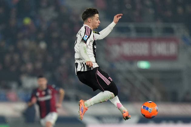 Juventus™ Francisco Conceicao during the Serie A soccer match between Bologna and Juventus at the Dallara Stadium in Bologna , north Italy - Sunday , December 14 , 2025. - Soccer .  Copyright: xSpada LaPressex