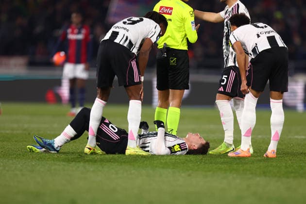 Kenan Yildiz (Juventus Fc) lies on the ground, Serie A, Bologna FC 1909 v Juventus Fc, Giovanni Zini, December 14, 2025, Bologna, Italy.
