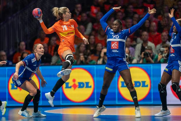 2025-12-14 Netherlands v France - IHF World Women s Handball Championship Bronze Medal Match ROTTERDAM, NETHERLANDS - DECEMBER 14: Estavana Polman of the Netherlands during the IHF World Women s Handball Championship Bronze Medal Match match between Netherlands and France at Ahoy on December 14, 2025 in Rotterdam, Netherlands. Rotterdam Ahoy Netherlands Content not available for redistribution in The Netherlands directly or indirectly through any third parties. Copyright: xHenkxSeppenx