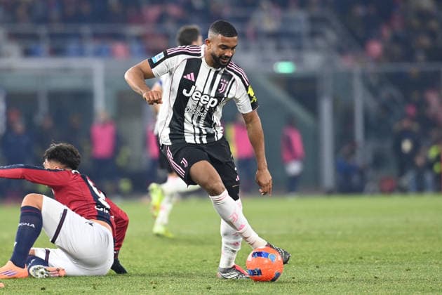 CALCIO - Serie A - Bologna FC vs Juventus FC Gleison Bremer (Juventus Fc9 back in action during Bologna FC vs Juventus FC, Italian soccer Serie A match in Bologna, Italy, December 14 2025 Bologna Italy  Copyright: xIPAxSport ABACAx