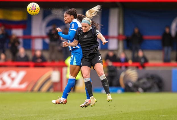 Madison Haley (21 Brighton & Hove Albion) and Ellie Carpenter (2 Chelsea) during the Barclays Womens Super League match between Brighton & Hove Albion Women and Chelsea Women, at Broadfields Stadium, Crawley, England. (Neil Holmes SPP) Copyright: xNeilxHolmes SPPx spp-en-NeHo-bvc07