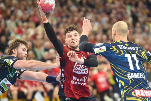 Handball I Men I Season 2025 2026 I Bundesliga I 17 Matchday I SG Flensburg Handewitt Rhein Neckar Löwen I 14 12 2025 from left Steven Plucnar Jacobsen 9, Rhein Neckar Löwen , Marko Grgic 17, SG Flensburg Handewitt , Lukas Sandell 11, Rhein Neckar Löwen Copyright: xLobeca JanxKirschnerx