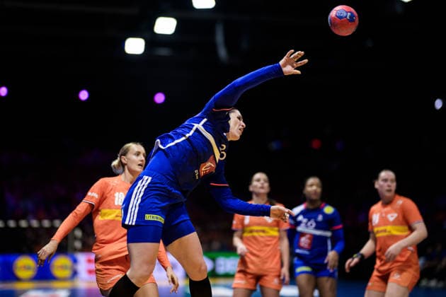 251214 Tamara Horacek of France during the IHF Women s World Championship bronze medal match between France and Netherlands on December 14, 2025 in Rotterdam Photo Joel Marklund BILDBYRAN kod JM JM0757 bbeng handball handball handball vm handball vm handballs vm ihf handball world championship world handball championship 2025 world championship 2025 bronze match bronze medal game france netherlands netherlands france dam  Copyright: JOELxMARKLUND BB251214JM130
