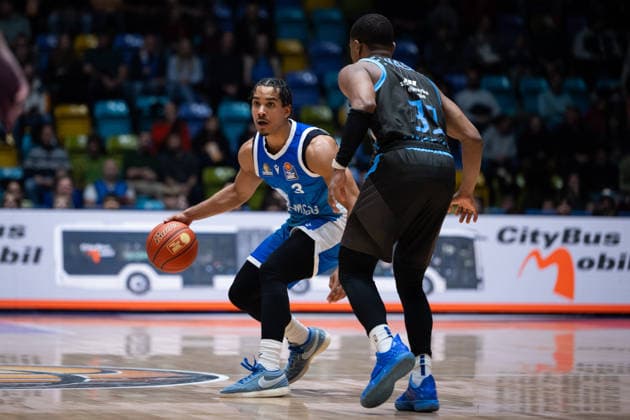 Zeeb Garai Frankfurt Skyliners, 03 GER, BBL, Frankfurt Skyliners vs Science City Jena, SV Basketball, 1 Bundesliga, Matchday 10, Season 2025 2026 14 12 2025 Eibner Pressefoto Attila Ziga GER, BBL, Frankfurt Skyliners vs Science City Jena, SV Basketball, 1 Bundesliga, Matchday 10, Season 2025 2026 14 12 2025 Frankfurt am Main Copyright: xEibner-Pressefotox EP_AZA