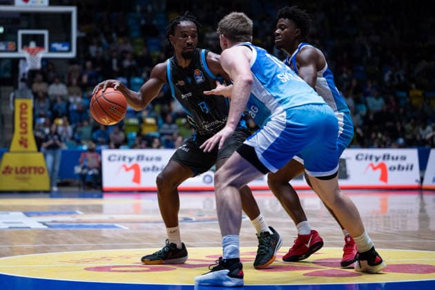 Keith Braxton Science City Jena, 13 GER, BBL, Frankfurt Skyliners vs Science City Jena, SV Basketball, 1 Bundesliga, Matchday 10, Season 2025 2026 14 12 2025 Eibner Pressefoto Attila Ziga GER, BBL, Frankfurt Skyliners vs Science City Jena, SV Basketball, 1 Bundesliga, Matchday 10, Season 2025 2026 14 12 2025 Frankfurt am Main Copyright: xEibner-Pressefotox EP_AZA