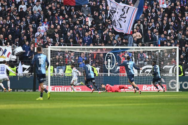Football : Olympique Lyonnais v LE Havre - Ligue 1 - 14 12 2025 Dominik Greif goalkeeper of Lyon during the French league 1 match between Olympique Lyonnais and LE Havre at Groupama Stadium Decines Charpieu Lyon France on December 14, 2025 LYONFrance  Copyright: xMouradxAllilix