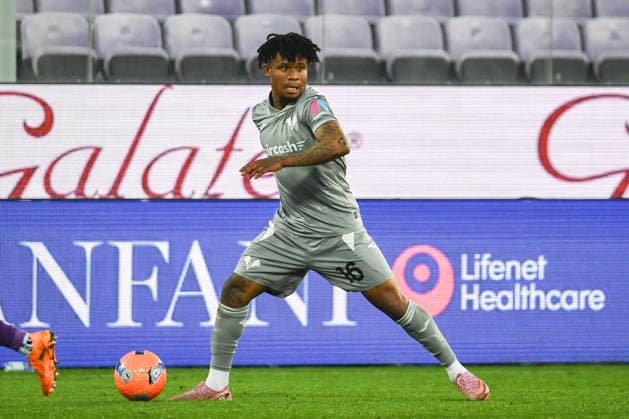 CALCIO - Serie A - ACF Fiorentina vs Hellas Verona FC Gift Emmanuel Orban (Hellas Verona) during ACF Fiorentina vs Hellas Verona FC, Italian soccer Serie A match in Florence, Italy, December 14 2025 Florence Italy  Copyright: xIPAxSport ABACAx