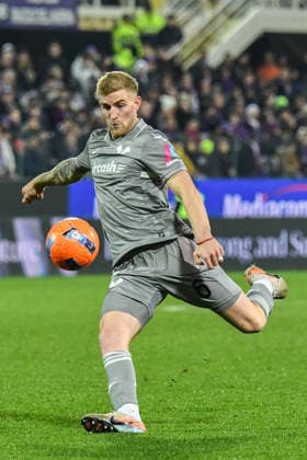 CALCIO - Serie A - ACF Fiorentina vs Hellas Verona FC Nicolas Valentini (Hellas Verona) during ACF Fiorentina vs Hellas Verona FC, Italian soccer Serie A match in Florence, Italy, December 14 2025 Florence Italy  Copyright: xIPAxSport ABACAx