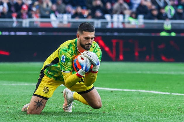 CALCIO - Serie A - AC Milan vs US Sassuolo Arijanet Anan Muric of US Sassuolo seen in action during Serie A 2025 26 football match between AC Milan and US Sassuolo at San Siro Stadium in Milan Milan Italy  Copyright: xIPAxSport ABACAx