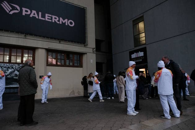 The Olympic Torch arrives in Palermo during the Olympic Torch Relay for the Olympic Winter games, Winterspiele,Spiele, Summer games Milano Cortina 2026 in Palermo, Italy, on 15 December 2025; in the photo: Stadio Renzo Barbera Milano Cortina 2026  Copyright: xFedericoxSerra IPAxSportx xipa-agency.netx xx IPA_69189400 IPA_Agency_IPA69189400