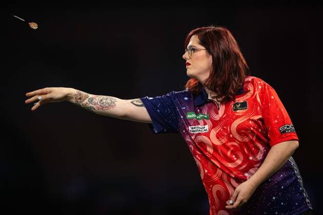 Trans women no longer allowed in women's darts tournaments, Noa-Lynn van Leuven speaks of career end, archive pictures