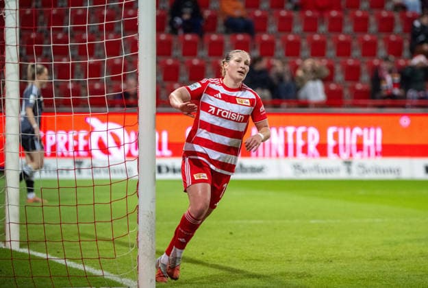 Soccer, Women, Season 2025 2026, Google Pixel Women Bundesliga 13 Matchday , 1 FC Union Berlin Eintracht Frankfurt, Dina Orschmann 1 Women 1 FC Union , 15 12 2025, Copyright: xMatthiasxKochx