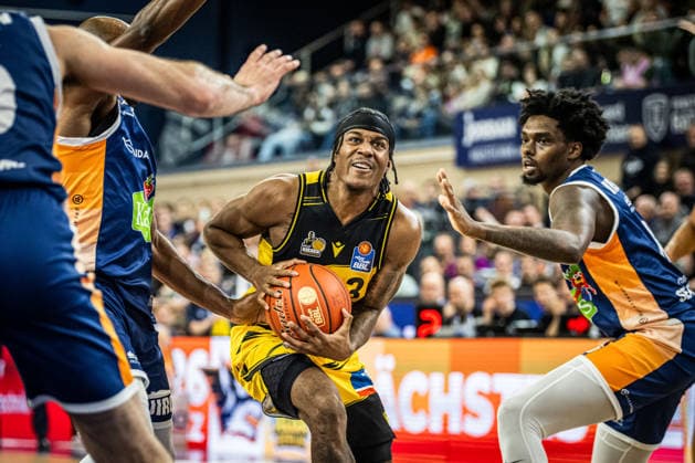 Rostock, Germany 15 December 2025 1 BBL 2025 2026 Rostock Seawolves vs MHP Riesen Ludwigsburg In the picture SMITH Stefan MHP Riesen Ludwigsburg Copyright: xFotostandx xVoelkerx