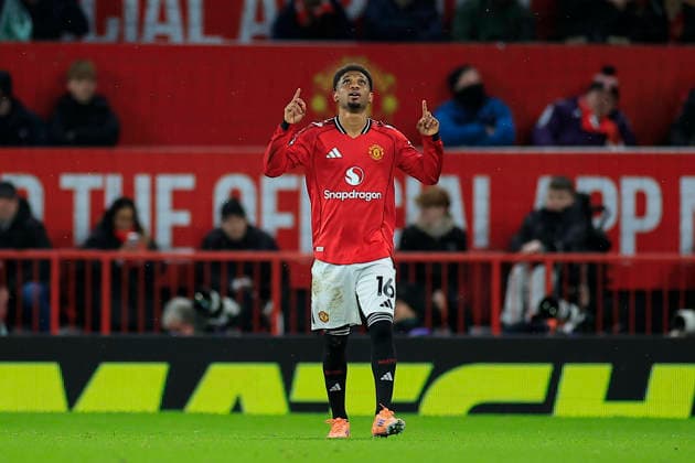 Manchester United, ManU v Bournemouth Premier League 15 12 2025. Amad Diallo (16) of Manchester United celebrates scoring to make it 1-0 during the Premier League match between Manchester United and Bournemouth at Old Trafford, Manchester, England on 15 December 2025. Manchester Old Trafford Greater Manchester England Editorial use only DataCo restrictions apply See www.football-dataco.com , Copyright: xConorxMolloyx PSI-23424-0029