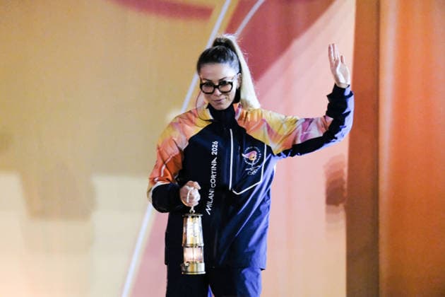The Olympic Torch arrives in Palermo during the Olympic Torch Relay for the Olympic Winter games, Winterspiele,Spiele, Summer games Milano Cortina 2026 in Palermo, Italy, on 15 December 2025; in the photo: Lighting of the Olympic torch Milano Cortina 2026  Copyright: xFedericoxSerra IPAxSportx xipa-agency.netx xx IPA_69195671 IPA_Agency_IPA69195671