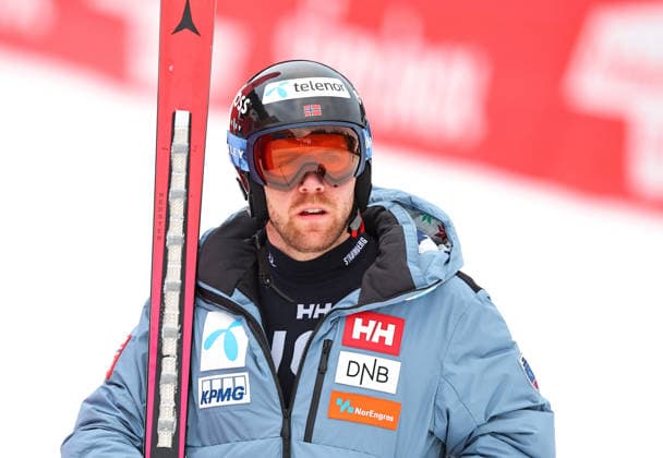 ALPINE SKIING - FIS WC Val Gardena VAL GARDENA,ITALY,16.DEC.25 - ALPINE SKIING - FIS World Cup, downhill, training, men. Image shows Aleksander Aamodt Kilde (NOR) during inspection.  GEPAxpictures xThomasxBachun