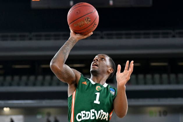 Ljubljana, Slovenia, December 16 2025, Umoja Gibson of Cedevita Olimpija in action during the BKT EuroCup basketball match between Cedevita Olimpija (Slovenia) and Hapoel Midtown Jerusalem (Israel) at Arena Stozice, Ljubljana, Slovenia. (Photo by Igor Kupljenik Sports Press Photo) Copyright: xIgorxKupljenikx xSPPx Sportspressphoto_SPR74661