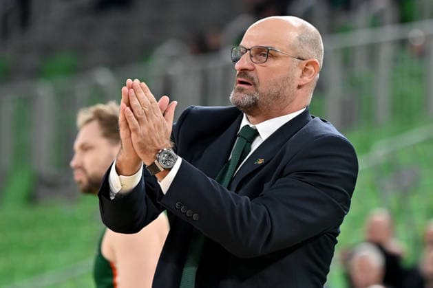 Ljubljana, Slovenia, December 16 2025, Zvezdan Mitrovic Head Coach of Cedevita Olimpija during the BKT EuroCup basketball match between Cedevita Olimpija (Slovenia) and Hapoel Midtown Jerusalem (Israel) at Arena Stozice, Ljubljana, Slovenia. (Photo by Igor Kupljenik Sports Press Photo) Copyright: xIgorxKupljenikx xSPPx Sportspressphoto_SPR74664