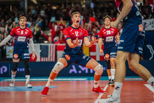 Volleyball mens season 2025 2026 Zoi DVV Cup semi-final SVG Lüneburg vs SWD powervolleys Düren 16 12 2025 Santeri Välimaa 12 SVG Lüneburg celebrates exuberantly