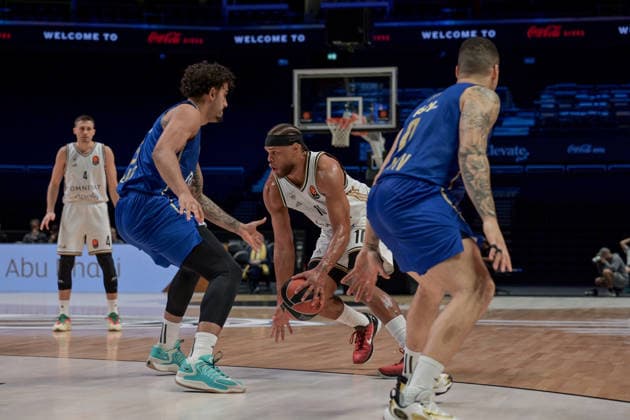 Dubai Basketball v Maccabi Tel Aviv - EuroLegaue DUBAI, UAE - DECEMBER 16: Justin Anderson of Dubai Basketball in action during EuroLegaue basketball match between Dubai Basketball and Maccabi Tel Aviv at Coca-Cola Arena in Dubai, United Arab Emirates on December 16, 2025. Waleed Zein Anadolu Dubai United Arab Emirates. Editorial use only. Please get in touch for any other usage.  Copyright: x2025xAnadoluxWaleedxZeinx