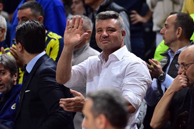 Fenerbahce Beko v Panathinaikos - EuroLeague ISTANBUL, TURKIYE - DECEMBER 16: Fenerbahce Club President Sadettin Saran follows the EuroLeague week 16 match between Fenerbahce Beko and Panathinaikos at Ulker Sports and Event Hall in Istanbul, Turkiye, on December 16, 2025. Serhat Cagdas Anadolu Istanbul Turkey. Editorial use only. Please get in touch for any other usage.  Copyright: x2025xAnadoluxSerhatxCagdasx