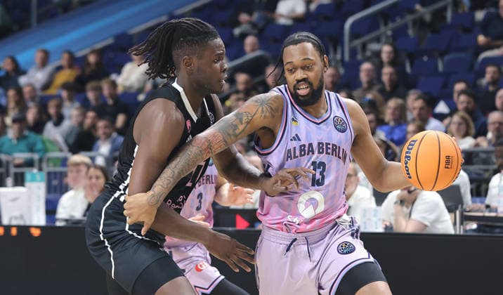Jean Marc Pansa, J Wan Roberts on the ball duel Match scene Action Sport Basketball Champions League CL Men Season 2025 2026 16 12 2025 ALBA Berlin vs BC Sabah Baku