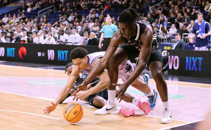 Gerry Blakes, Jack Kayil, Jean Marc Pansa duel Match scene Action Sport Basketball Champions League CL Men Season 2025 2026 16 12 2025 ALBA Berlin vs BC Sabah Baku