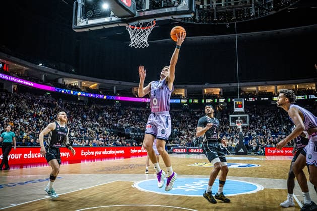 Basketball Berlin 16 12 2025 Season 2025 2026 Basketball Champions League BCL Alba Berlin Sabah BC Baku Sam Griesel Alba Berlin, No 05