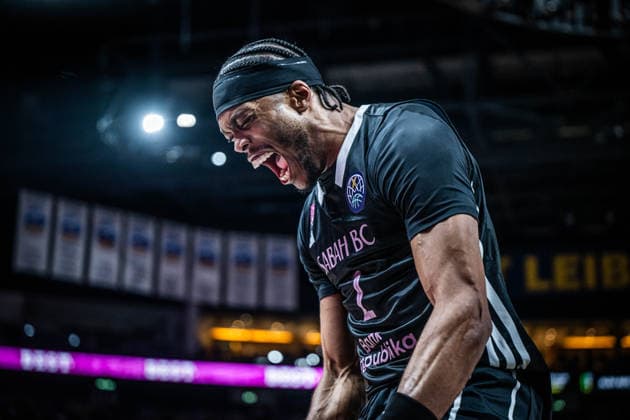 Basketball Berlin 16 12 2025 Season 2025 2026 Basketball Champions League BCL Alba Berlin Sabah BC Baku Keith Jordan Sabah, No 02 Cheers