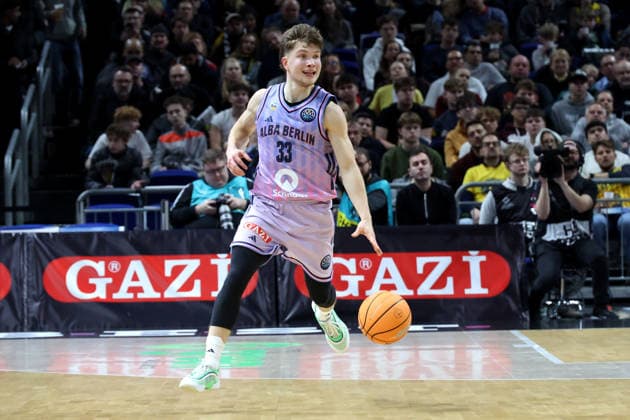 DEU, Basketball Champions League BCL , ALBA vs BC Sabah, 16 12 2025, Uber Arena, Berlin, DEU, Basketball Champions League BCL , ALBA vs BC Sabah, pictured Bennet Hundt ALBA Berlin 33 nordphotoxGmbHx xEngler nph00076