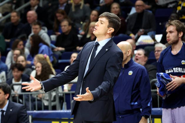 DEU, Basketball Champions League BCL , ALBA vs BC Sabah, 16 12 2025, Uber Arena, Berlin, DEU, Basketball Champions League BCL , ALBA vs BC Sabah, in the picture CHIEF TRAINER Pedro Calles ALBA Berlin nordphotoxGmbHx xEngler nph00076