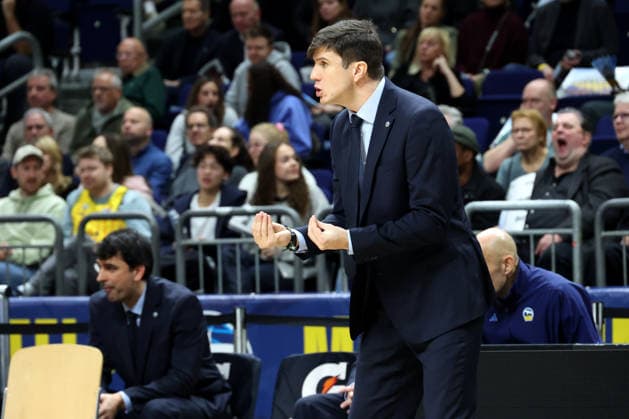 DEU, Basketball Champions League BCL , ALBA vs BC Sabah, 16 12 2025, Uber Arena, Berlin, DEU, Basketball Champions League BCL , ALBA vs BC Sabah, in the picture CHIEF TRAINER Pedro Calles ALBA Berlin nordphotoxGmbHx xEngler nph00076